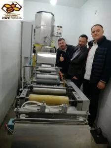 Linija za izradu satnih osnova metodom hladnog valjanja