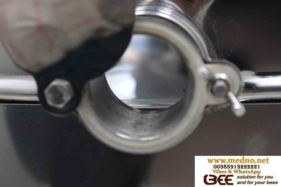 Vrcaljka radialna , samookretna , 20 okvira Langstroth , Dadant (30 cm) 0,25 Kw AC motor, kontroler zaslona osjetljivog na dodir - mjerač vremena i memorija brzine-BA560-OMDDE-304-8