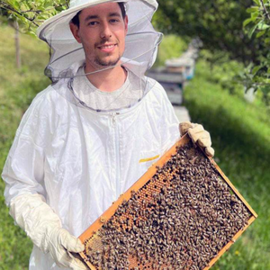 66 Josip kupac pčelarske opreme iz Osijeka